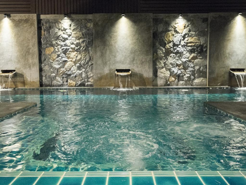 Отель Thapae Loft Чиангмай Экстерьер фото