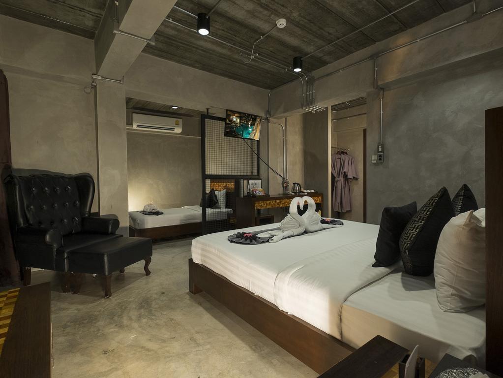 Отель Thapae Loft Чиангмай Экстерьер фото